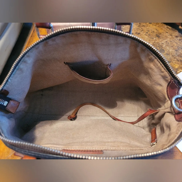 Dooney & Bourke Navy Leather Handbag. Vintage - Picture 8 of 13